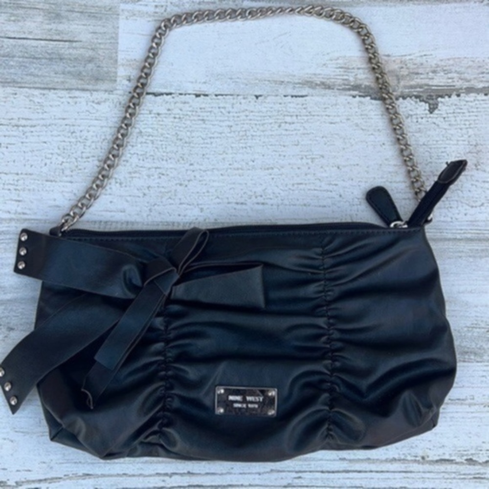 Nine West‎ Y2K Baddiecore Chained Purse